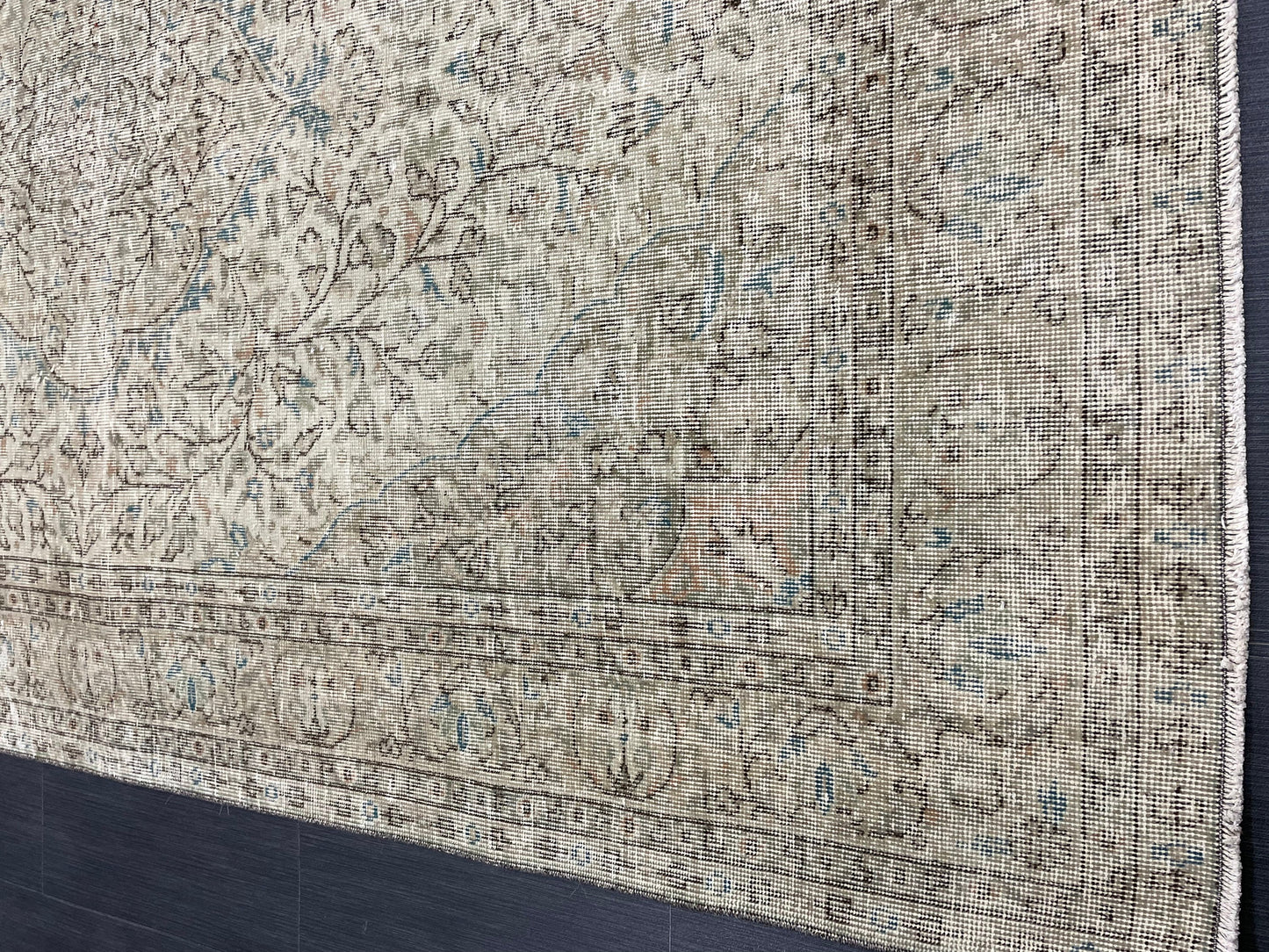 Handmade Oushak Rug Vintage 5.6 x 8.9 Rug Farmhouse Rug Wool Pile Rug Rustic Rug Wool Bohemian Rug Vintage Turkish Rug Natural Rug Muted Rug
