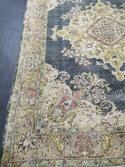 Muted OUSHAK RUG 9.6 x 6.8 Vintage Rug Wool Oushak Rug Hand Made Rugs Vintage Turkish Rug
