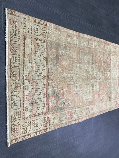 Muted Vintage Rug 3 x 5.3 Handmade Rug Vintage Turkish Rugs   Oushak Rug  Hand Made Rug, Vintage Oushak Rug, Wool Rug