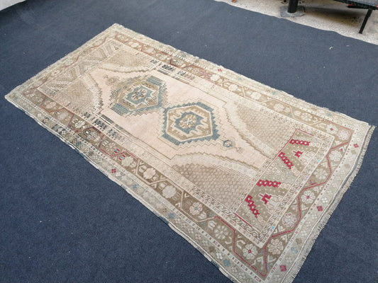 Faded rug, 8'x4' pastel color rug, vintage turkish rug,oushak vintage rug,vintage rug,kitchen rug, vintage anatolian rug,unique hand made