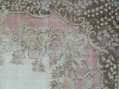 Pink Vintage RUG 5.8 x 9.5 Vintage TURKISH Rug Vintage Oushak Rug Vintage Pink Persian Rug Wool Oriental Rug Hand Made Muted Oriental rug