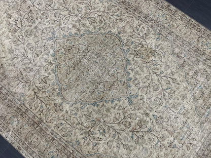 Handmade Oushak Rug Vintage 5.6 x 8.9 Rug Farmhouse Rug Wool Pile Rug Rustic Rug Wool Bohemian Rug Vintage Turkish Rug Natural Rug Muted Rug
