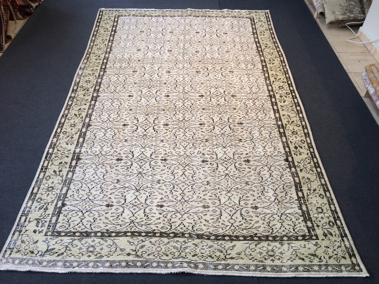 9.6 X 6 Green Flowers motifs Rug, Wool   Oushak Rug, Oushak Rug, Turkish Oushak Rug 6 by 10 Muted Rug