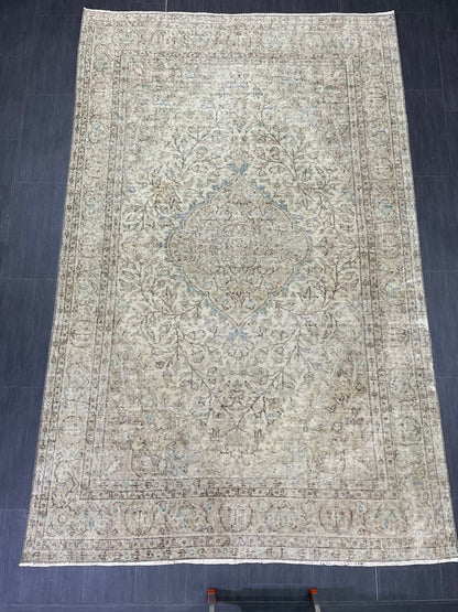 Handmade Oushak Rug Vintage 5.6 x 8.9 Rug Farmhouse Rug Wool Pile Rug Rustic Rug Wool Bohemian Rug Vintage Turkish Rug Natural Rug Muted Rug