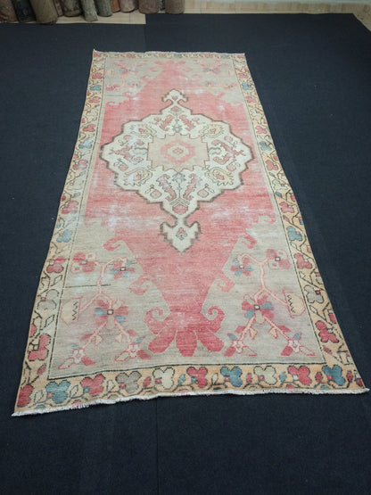 Vintage Pink rug, Vintage Turkish Rug, Oushak  Rug, Hand woven Rug, Bohemian Rug , Oriental Rug, Muted Vintage rug,