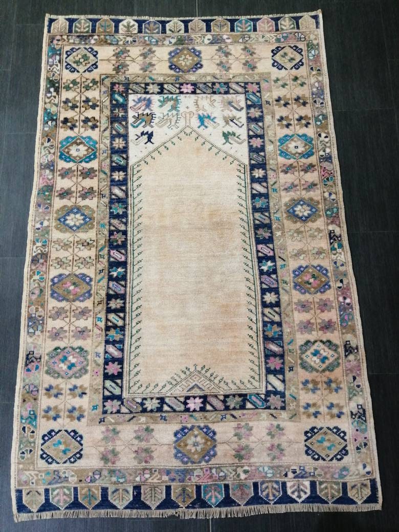Muted Turkish Vintage Hand Made Rug, 3.7 x 6 Oushak Rug, Rustic Rug, Muted Rug, Vintage Turkish Rug, Farmhouse Rug, Vintage Rug, Wool rug