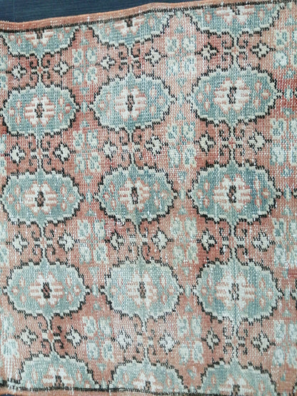 Muted Oushak Runner Rug 2.7 x 9.4 Distressed Runner Rug Vintage Runner Rug Hallway Runner Rug Kitchen Runner Rug Wool Runner