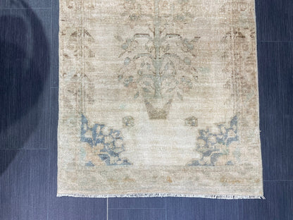 Vintage Rug, TURKISH 2.4 x 4 Rug, Vintage Hand Knotted Rug, Oushak Rug Persian Rug Oriental Rug,Vintage Muted Floral Rug