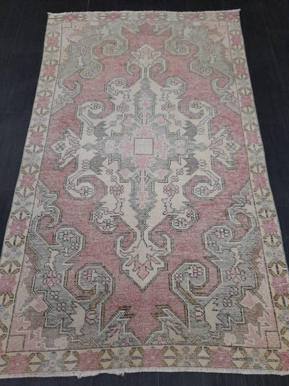 Hand Knotted Vintage Rug  4.2 x 7 Vintage Rug Red Turkish Rug Farmhouse Rug, Handmade Vintage Oriental Rug, Wool Hand Knotted rug