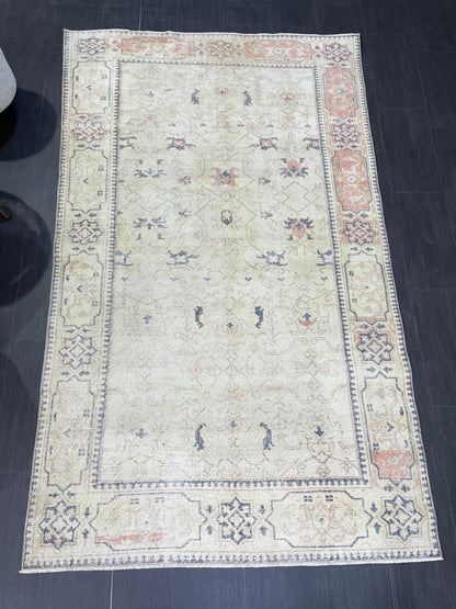 Distressed Persian Rug, Vintage 5 x 8.3 Rug, Handmade Rug, Antique Rug, Rustic Rug, Turkish Rug, Farmhouse Rug, Wool rug
