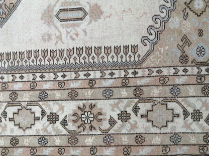 Neutral Rugs, 5.2 X 9 ft Vintage Rug Muted Oushak Rug, Rustic Rug, Turkish Rug, Farmhouse Rug, Wool rug