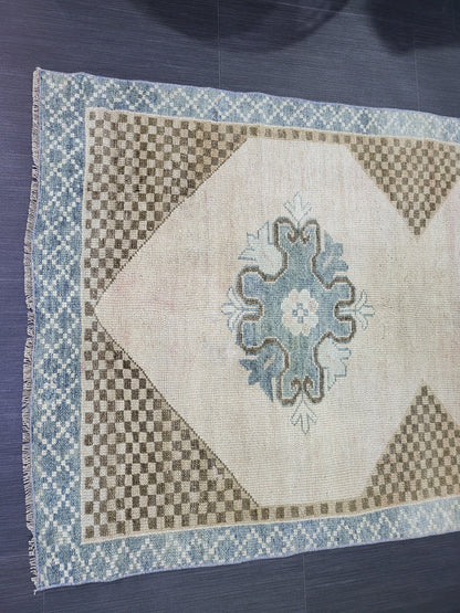 Antique Rug, Vintage 3.3 x 5.8 Rug, Turkish Wool Rug, Oushak Rug, Fine Knotted Rug, Hand Knotted Rug, Persian Rug, Handmade Rug