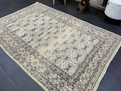 Fine Hand Knotted Rug, Vintage 4x6 Rug, Persian Rug, Turkish Rug, Oushak Rug, Handmade Rug, Rustic Rug, Wool Rug, Oriental Rug