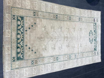 Muted Vintage Rug, TURKISH Rug, Vintage 3 x 5.2 Wool Rug, Oushak Rug, Hand Knotted Rug, 100% Wool Rug, Handmade Rug