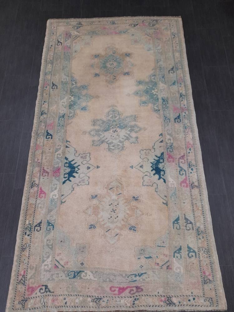 Muted OUSHAK RUG TURKISH Oushak Neutral Rug Vintage 4.7 x 8.9 Rug Wool Large Rug Hand Made Rugs Vintage Turkish Rug Vintage Living room rug