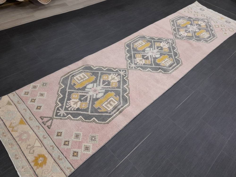 Vintage Hallwa Runner Rug Turkish Runner Rug 2.8 x 10.7 Vintage Runner Rug Oushak Runner Rug Kitchen Runner Wool Runner Rug Wool Rug