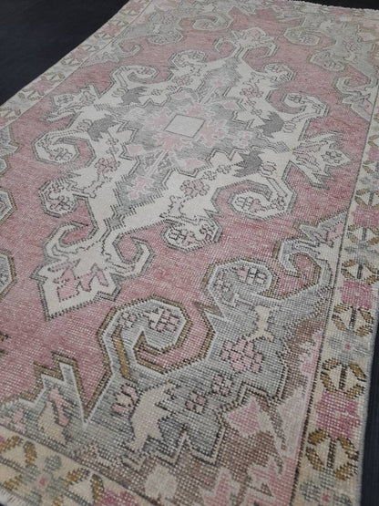 Hand Knotted Vintage Rug  4.2 x 7 Vintage Rug Red Turkish Rug Farmhouse Rug, Handmade Vintage Oriental Rug, Wool Hand Knotted rug