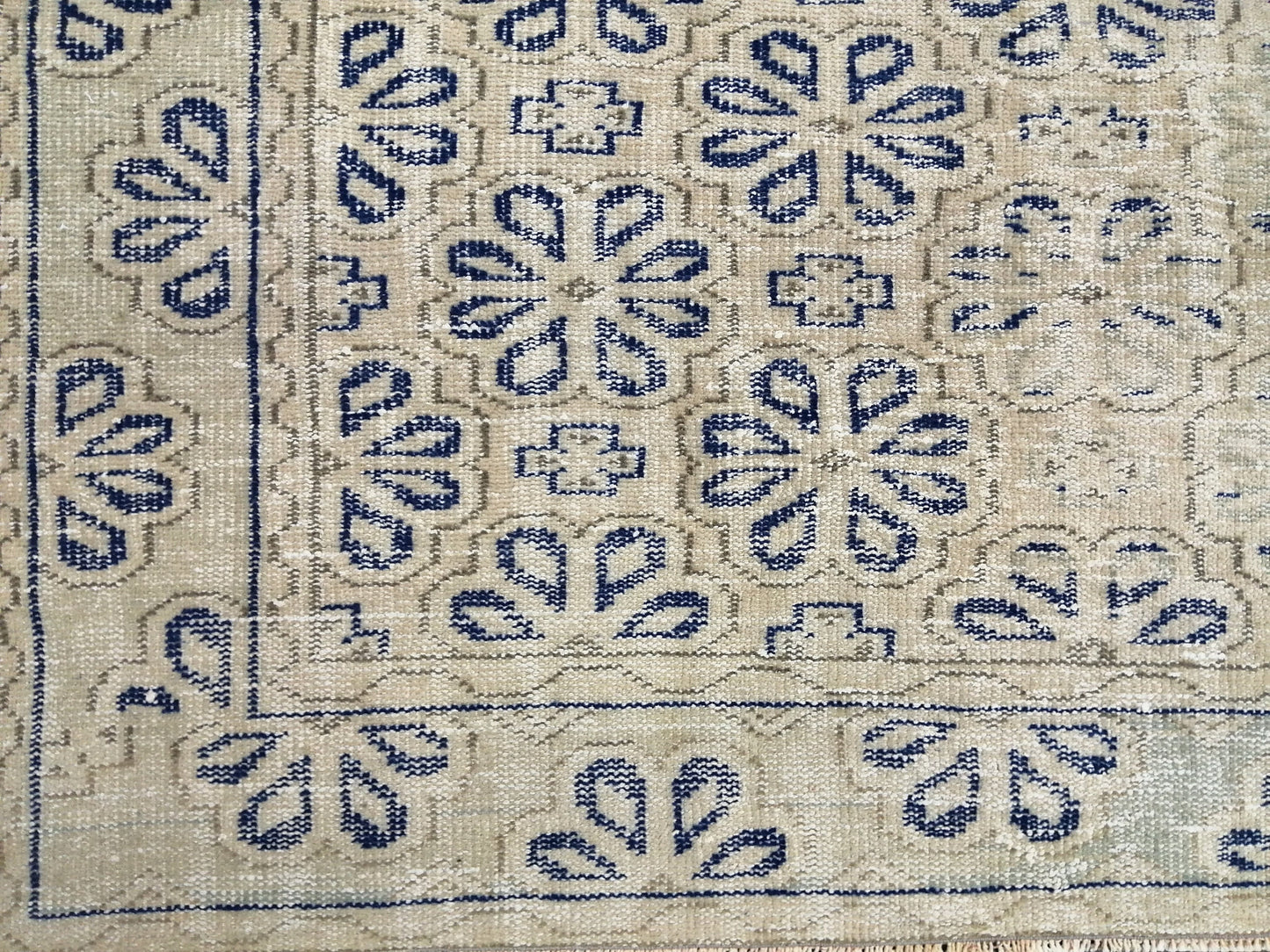 Blue Floral Rug Distressed Vintage Rug Muted 6.8 x 9.4 Vintage Rug Wool Oushak Rug Hand Made Area Rugs Vintage Turkish Rug