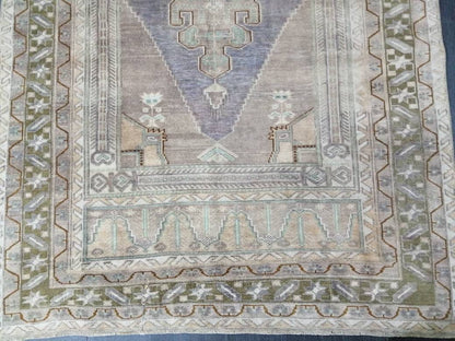Vintage Hand Made Rug, 5x9 Oushak Rug, Rustic Rug, Muted Rug, Vintage Turkish Rug, Oriental Rug, Vintage Rug,Soft Wool Purple Rug
