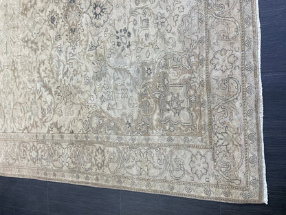 Fine Hand Knotted Rug, Vintage 6.5 x 9.4 Rug, Persian Rug, Turkish Rug, Oushak Rug, Handmade Rug, Rustic Rug, Wool Rug, Wholesalerug
