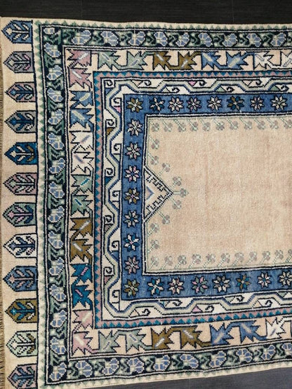 Muted Turkish Vintage Hand Made Rug, 3.7 x 7  Oushak Rug, Rustic Rug, Muted Rug, Vintage Turkish Rug, Farmhouse Rug, Vintage Rug, Wool rug