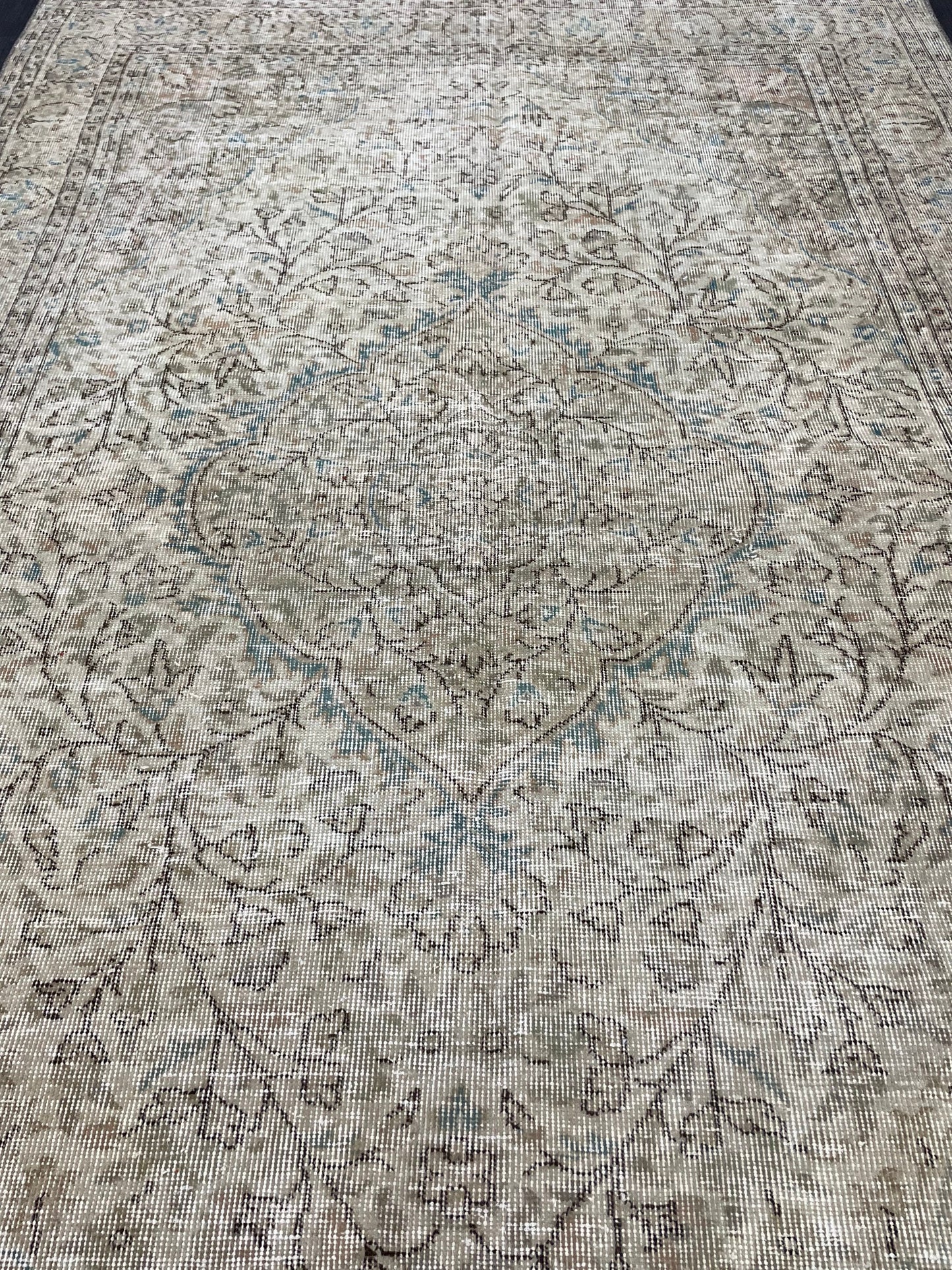 Handmade Oushak Rug Vintage 5.6 x 8.9 Rug Farmhouse Rug Wool Pile Rug Rustic Rug Wool Bohemian Rug Vintage Turkish Rug Natural Rug Muted Rug