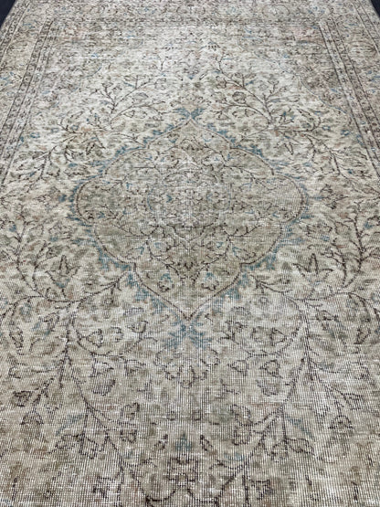 Handmade Oushak Rug Vintage 5.6 x 8.9 Rug Farmhouse Rug Wool Pile Rug Rustic Rug Wool Bohemian Rug Vintage Turkish Rug Natural Rug Muted Rug