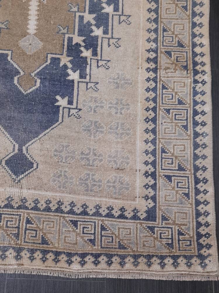 Muted Vintage HandMade Turkish 3.4 x 6.3 Rug Oushak Rug, Rustic Rug, Muted Rug, Vintage Turkish Rug, Farmhouse Rug, Vintage Rug, Wool rug