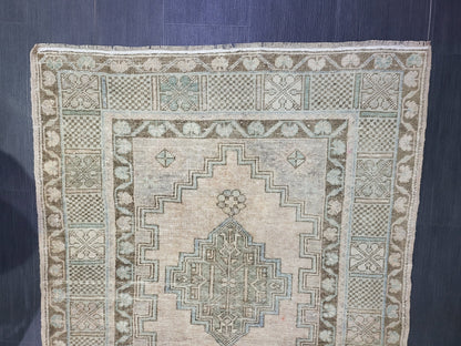 Muted Rustic Rug, Floor 3.9 x 6.4 Rug, Persian Rug, Muted Turkish Rug, Farmhouse Rug, Vintage Rug, Wool rug,Handknotted rug