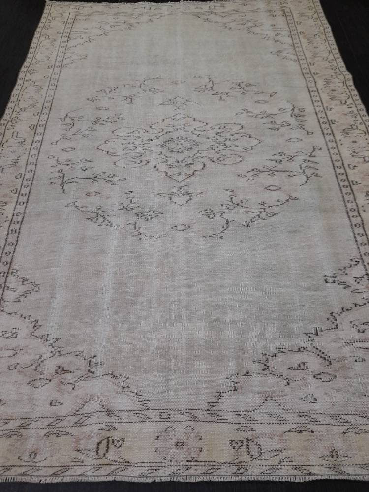 Neutral Rug 6.2 x 9.2 Muted Vintage Rug , Muted Oushak Rug, Rustic Rug, Turkish Rug, Farmhouse Rug, Distressed Wool rug Antique Rug Natural