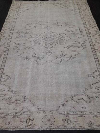 Neutral Rug 6.2 x 9.2 Muted Vintage Rug , Muted Oushak Rug, Rustic Rug, Turkish Rug, Farmhouse Rug, Distressed Wool rug Antique Rug Natural