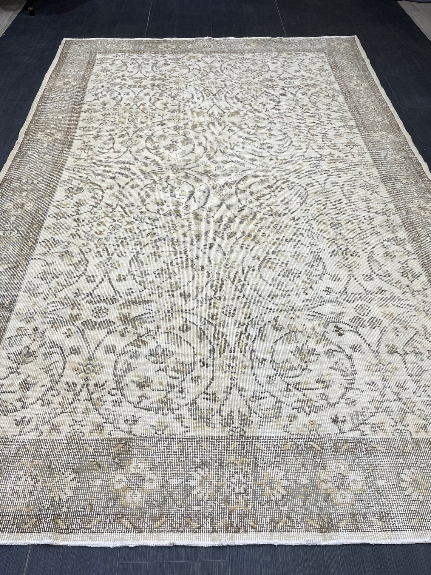 Vintage Rug 6.4 x 9.8 Handmade Oushak Rug Farmhouse Rug Wool Pile Rug Rustic Rug Wool Bohemian Rug Vintage Turkish Rug Natural Rug Muted Rug