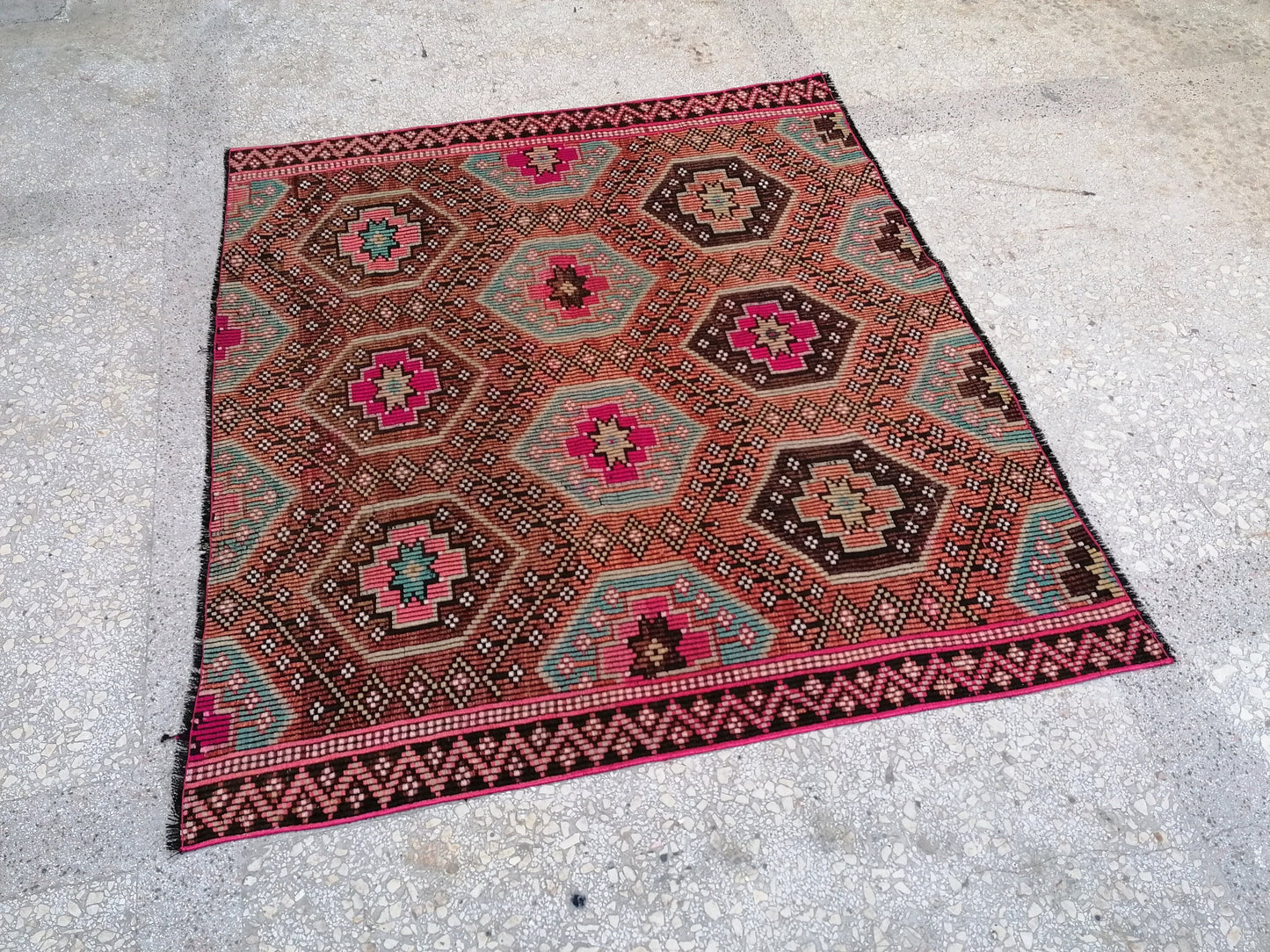 5'9x5'5 flatwoven with embroidery rug turkish hand made rugs vintage turkish rugs oushak rug vintage oushak rug, wool rug