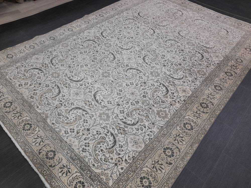 MUTED TURKISH RUG 6.5 x 9.4  Neutral Oushak Rug Vintage Oushak Rug Vintage Rug Wool Hand Made Rug Neutral Persian Rug Vintage Oriental Rug
