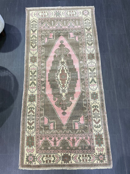 Anatolian Vintage Rug, TURKISH Rug, Vintage 3.2 x 6.9 Wool Rug, Oushak Rug, Hand Knotted Rug, 100% Wool Rug, Handmade Rug