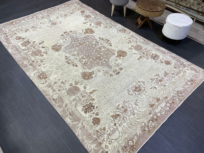 Turkish Rug, Antique Rug, Neutral 5.10 x 9.4 Rug, Persian RUG, Oushak Rug, Hand knotted Rug, Distressed Rug, Vintage Rug, Handmade Rug,
