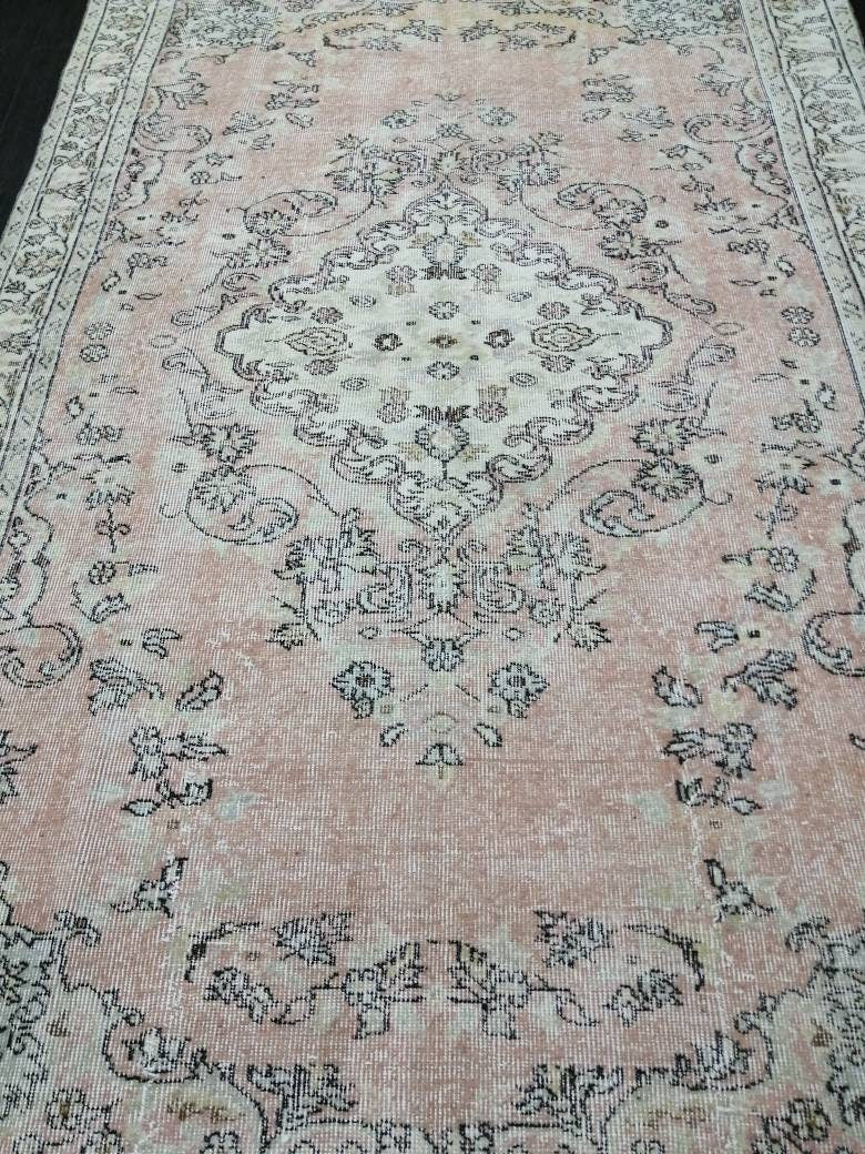 Soft Pink Vintage Turkish Rug 5.2 x 8.9 Vintage Persian Rug Muted Oriental Rug Wool Oushak Rug Hand Made Rugs Vintage Turkish