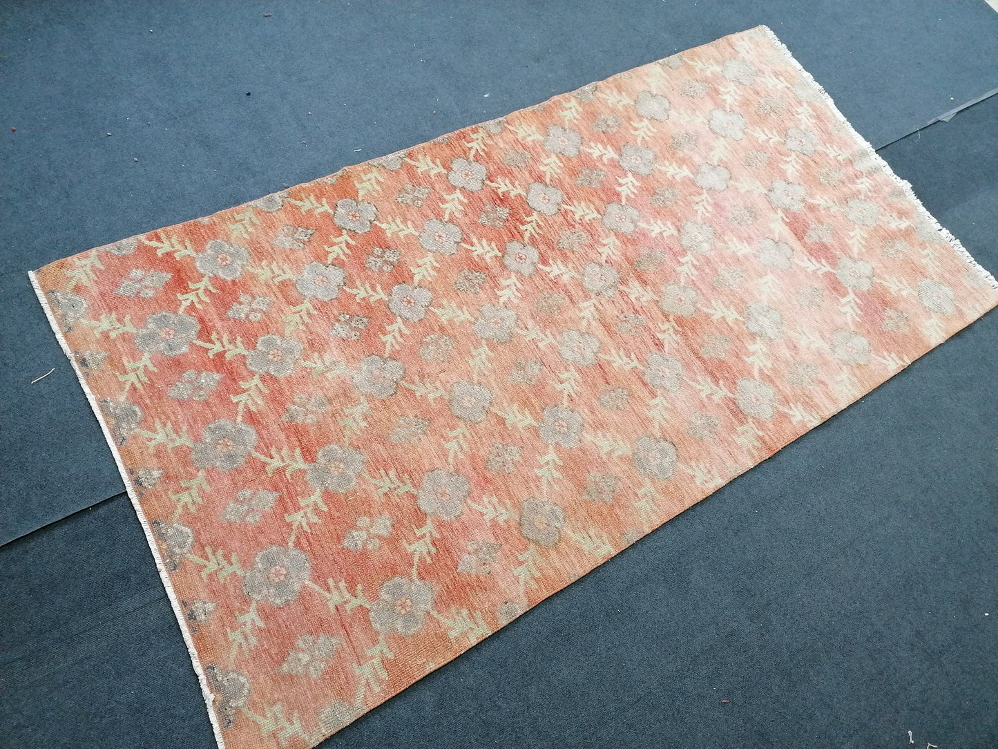 Oushak turkish rug, vintage turkish rug,oushak vintage rug,vintage rug,kitchen rug, vintage anatolian rug,unique hand made bohemian 8'4x4'4