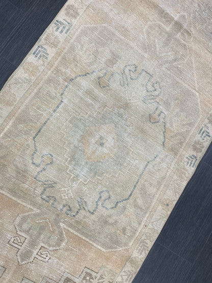 3.5 x 7 Rug Hand Made Rug Oushak Rug, Rustic Rug Distressed Rug, Rug Runner, Turkish Rug, Farmhouse Rug, Vintage Rug, Wool rug