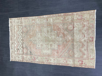 Muted Vintage Rug 3 x 5.3 Handmade Rug Vintage Turkish Rugs   Oushak Rug  Hand Made Rug, Vintage Oushak Rug, Wool Rug
