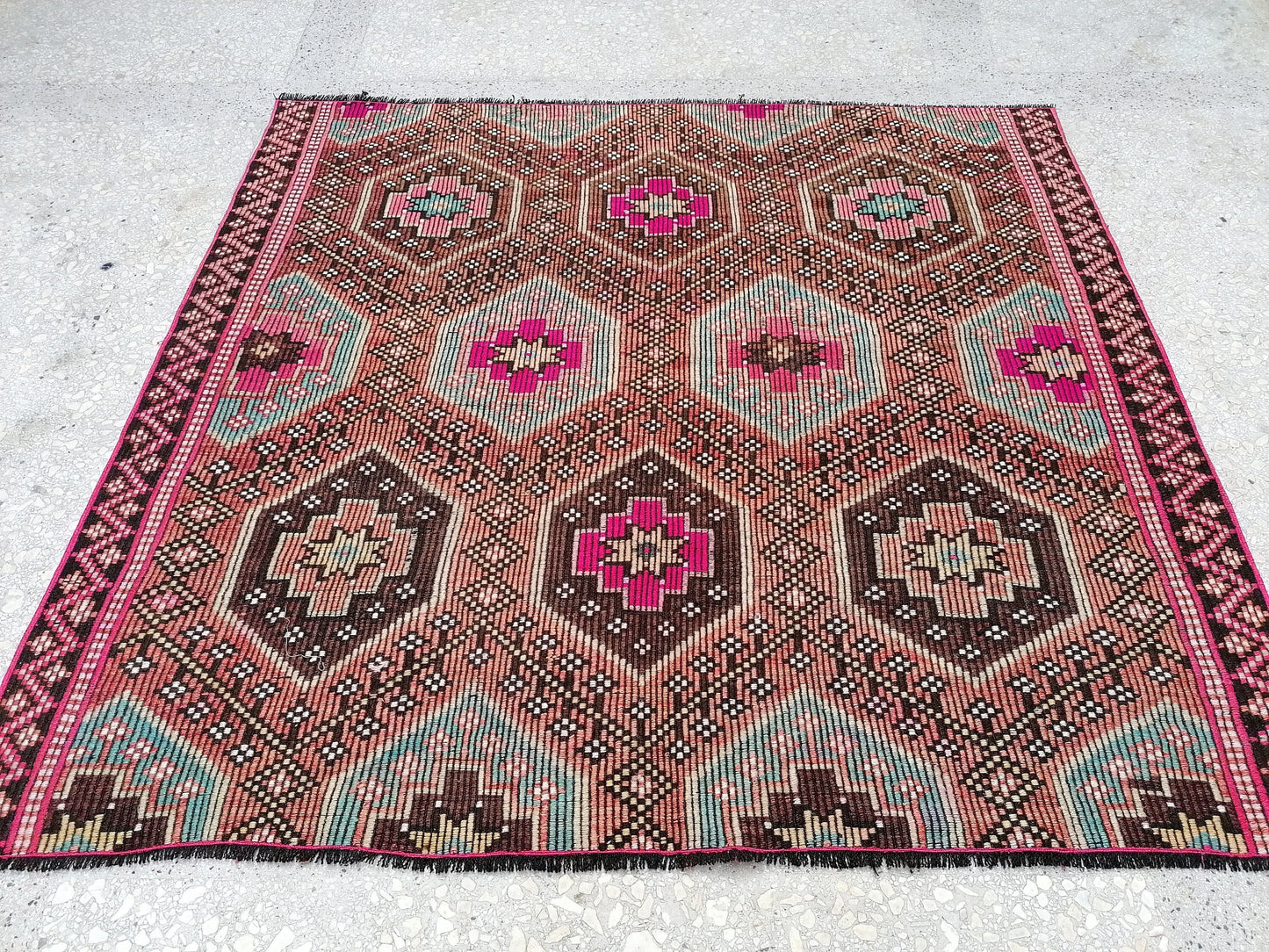 5'9x5'5 flatwoven with embroidery rug turkish hand made rugs vintage turkish rugs oushak rug vintage oushak rug, wool rug