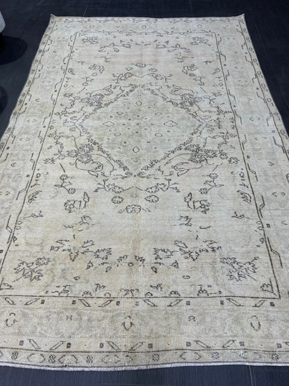 Muted Vintage Rug, Persian 5.6 x 8.7 Rug, Living Room Rug,Oushak Rug,Hand Knotted Rug, NEUTRAL Rug,Turkish Rug, Handmade Rugs