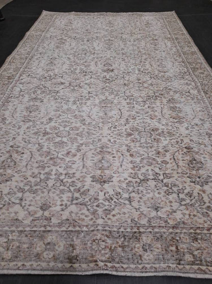 Neutral Vintage TURKISH 5.5 x 9.5 Rug Vintage Rug Vintage Muted Oriental Rug Wool Hand Knotted Rug Hand Made Rugs Antique Turkish Rug