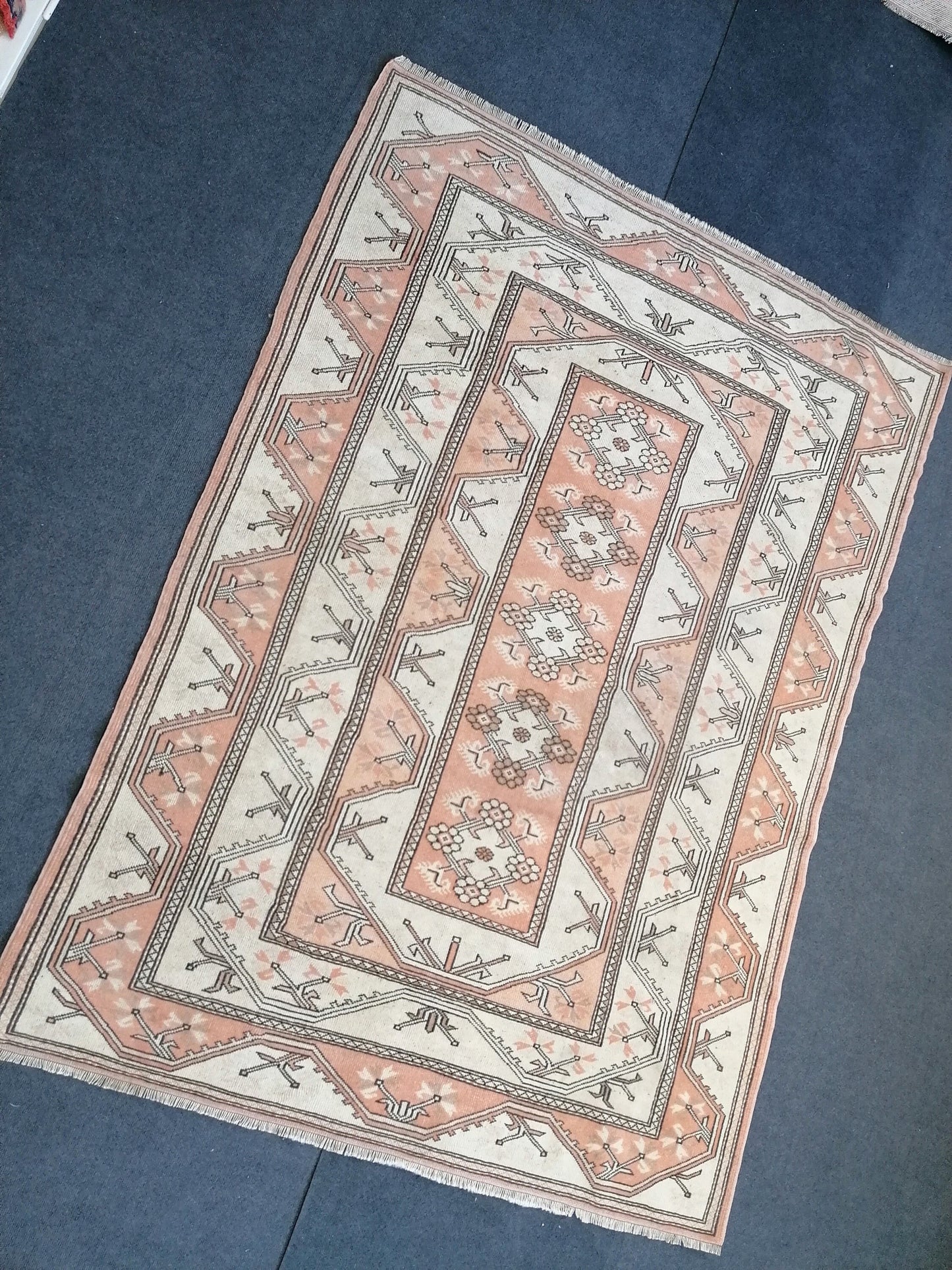 Vintage handmade wool rug 5'5x7'4 turkish rug, bohemian rug, living room rug, bedroom vintage rug, oushak rug