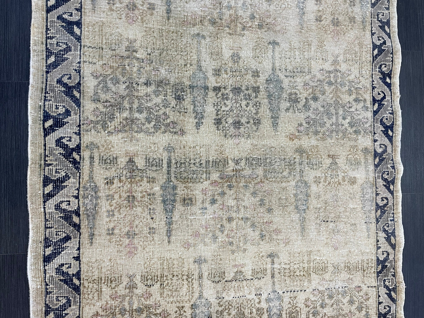 Vintage Rug, Muted Handmade 4 x 6.7  Rug, Natural Wool Oushak Rug Hand Knotted, Vintage Turkish Rug Living Room Rug