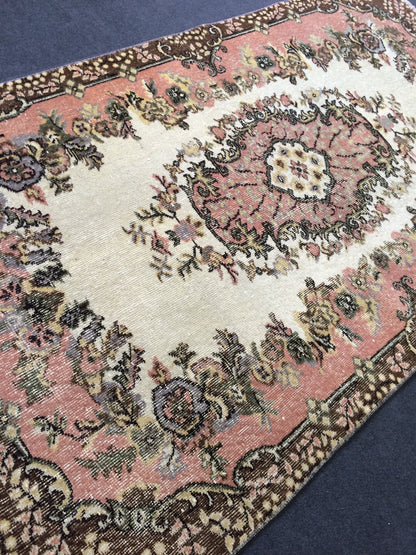 Vintage Pink Rug,4x7  Turkish Rugs Bohemian Rug, Wool Oushak Rug, Pink Oushak Rug,Hand woven Rug,Weaving Rug
