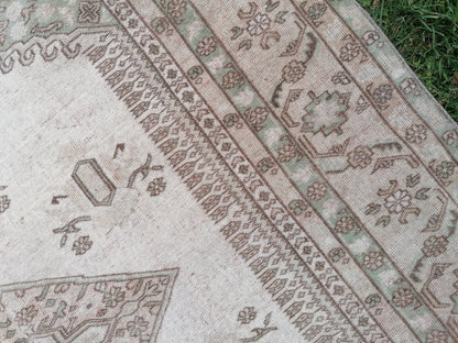 5'6x7'6 faded oushak wool rug large muted turkısh rug, neutral vıntage handmade rug, kıtchen rug