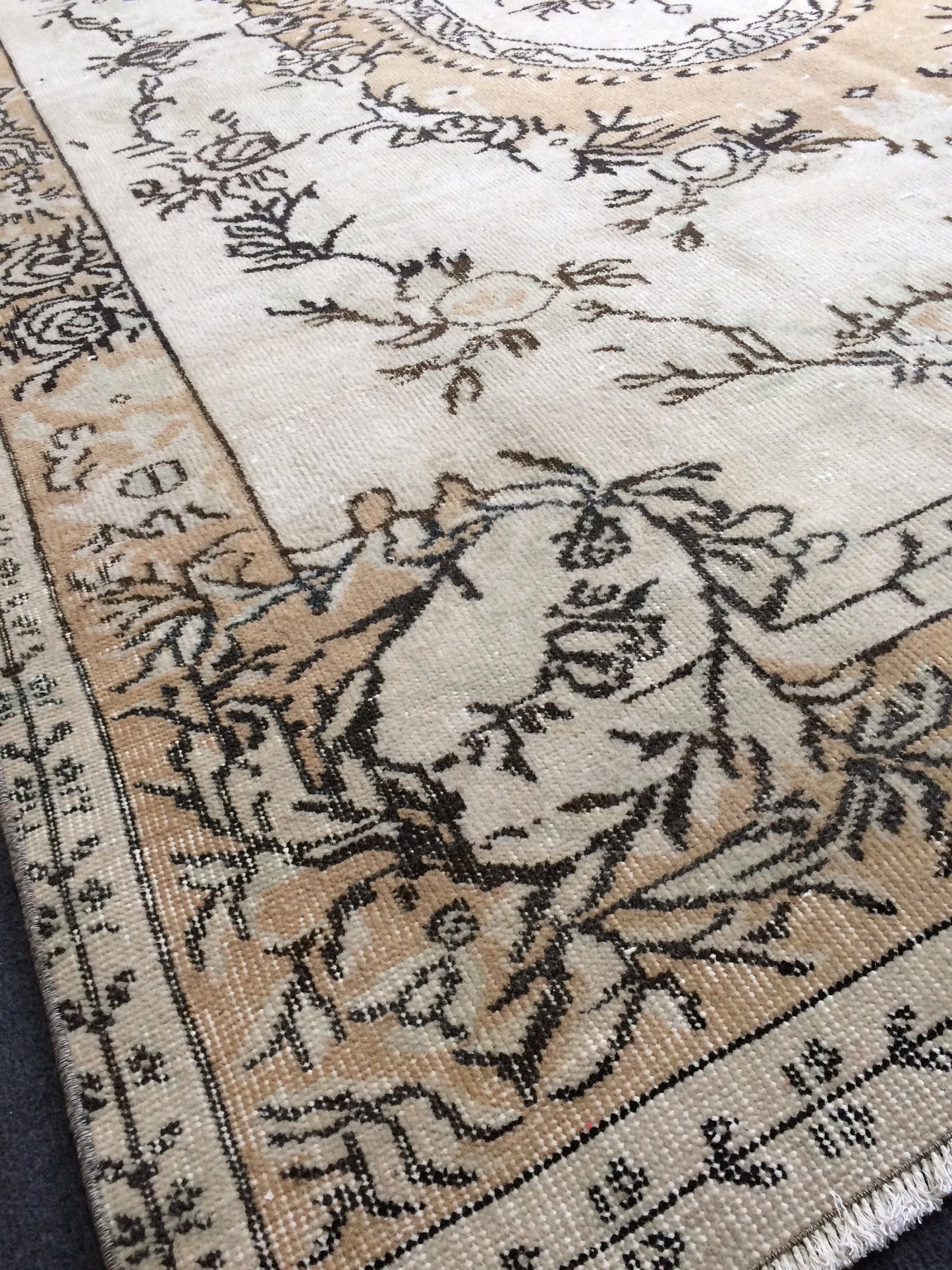6.4 x 9.8 Vintage Rug Oushak Rug Turkish Rug Vintage Oriental Rug 6x10 rug
