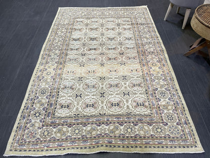 Fine Hand Knotted Rug, Vintage 4x6 Rug, Persian Rug, Turkish Rug, Oushak Rug, Handmade Rug, Rustic Rug, Wool Rug, Oriental Rug