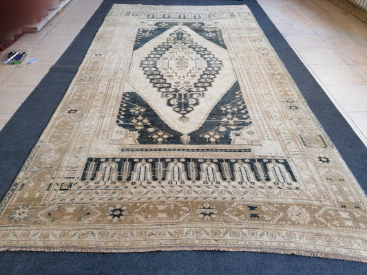 10'8x5'4 vintage turkish rug,oushak vintage rug,kitchen rug,vintage anatolian bohemian rug,unique hand made